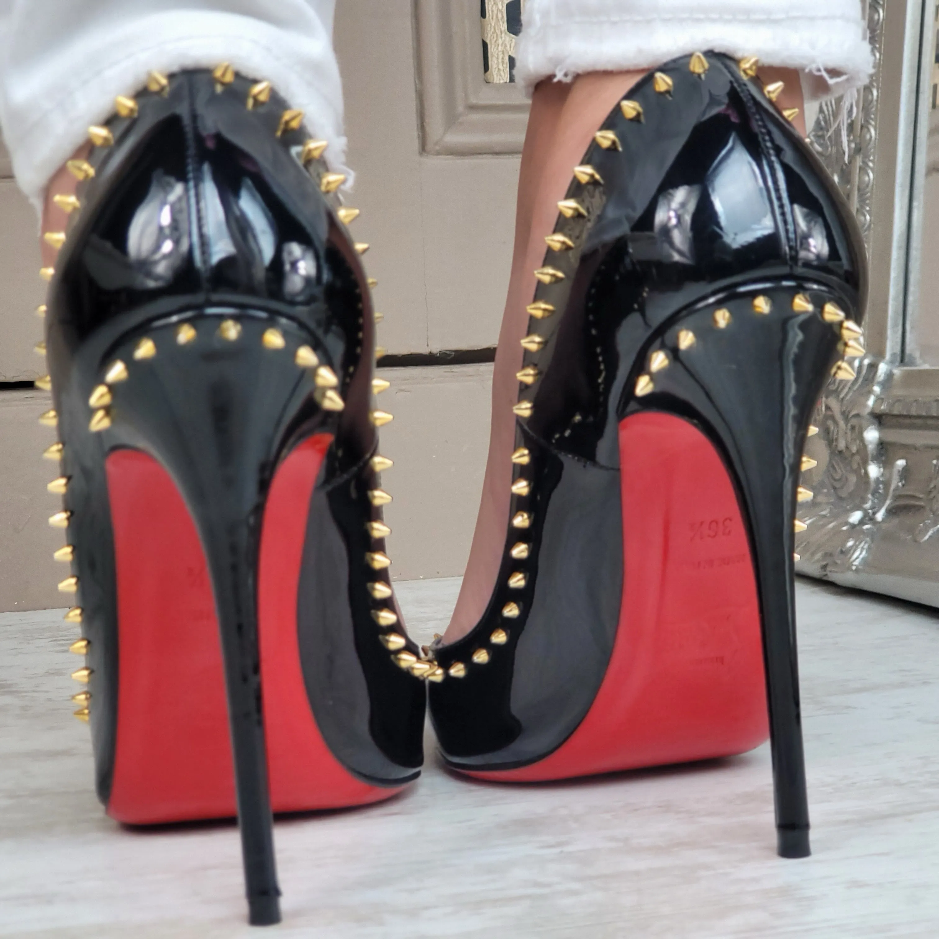 CHRISTIAN LOUBOUTIN ANJALINA HEELS EU 36.5/ UK 3.5