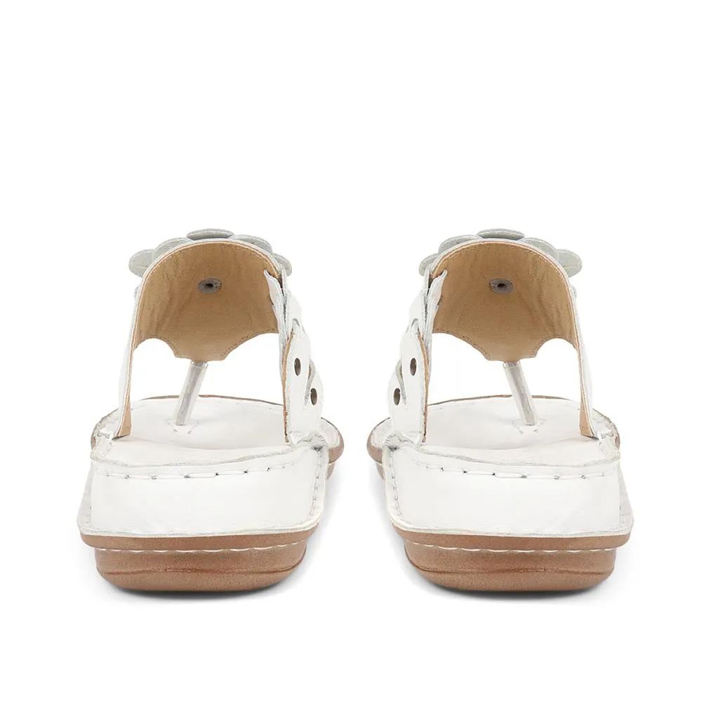 Leather Floral Toe-Post Sandals - CAY33001 / 319 988