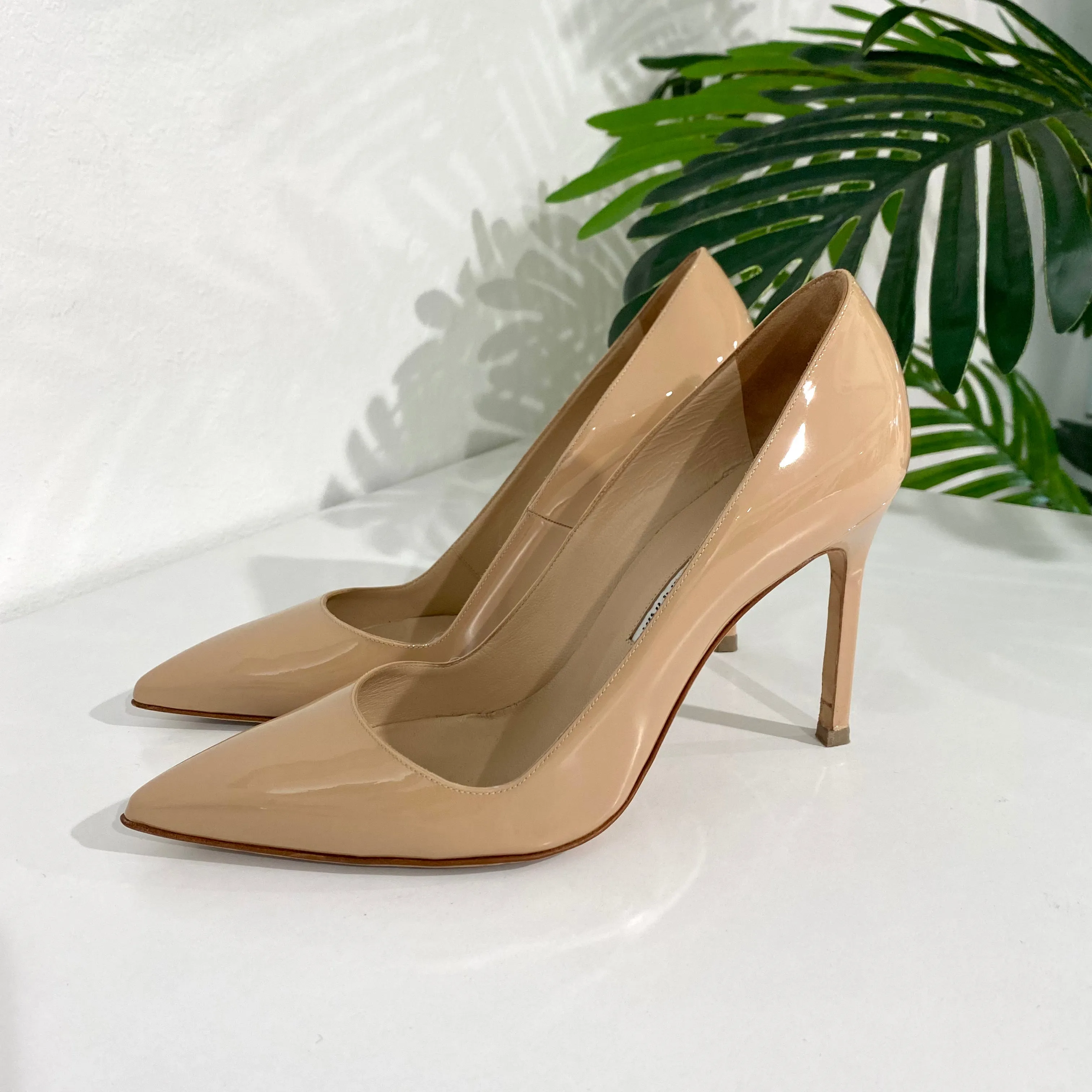 Manolo Blahnik Nude Patent Pumps