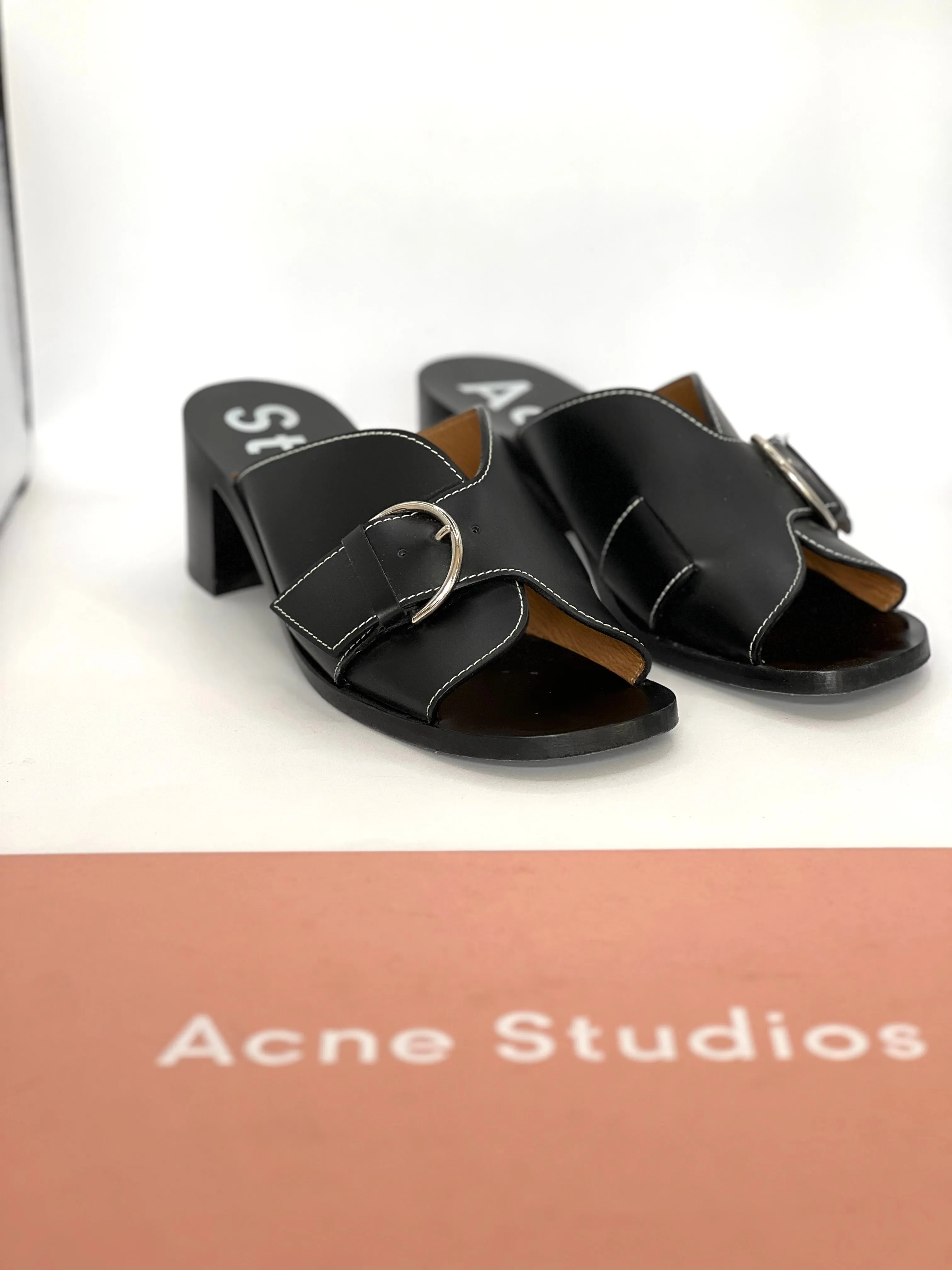Mules pre-owned Acne Studios