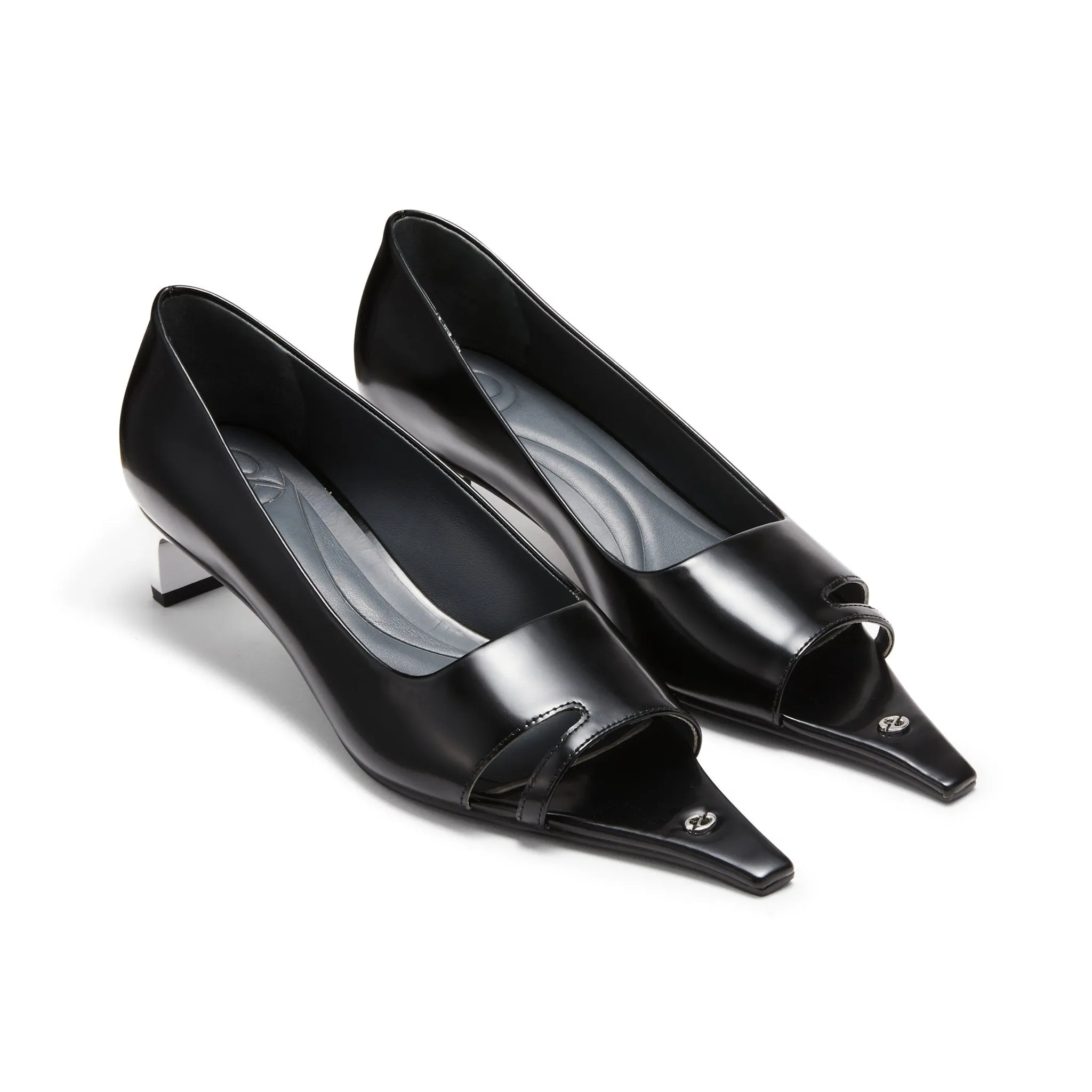Pointed Toe Hollow Heel Shoes in Black