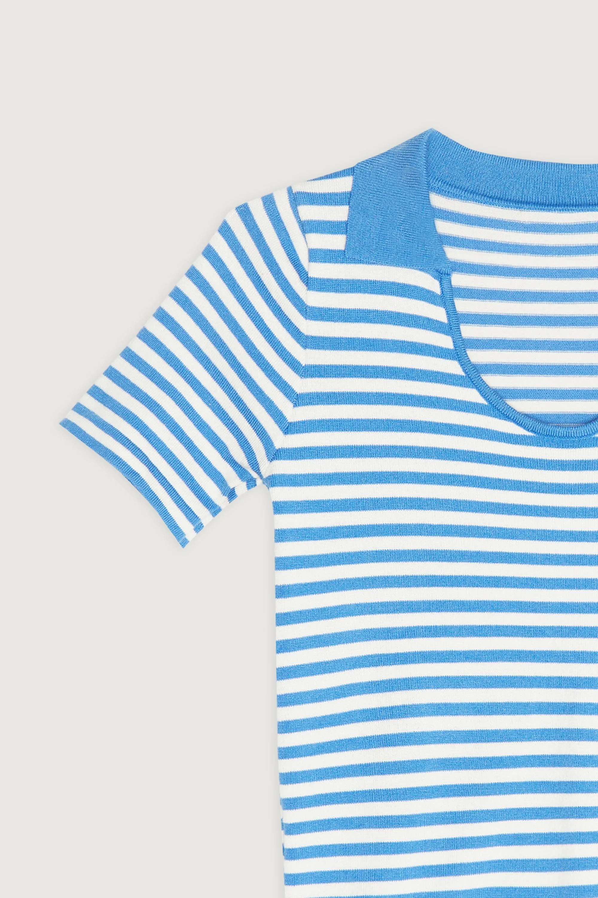 STRIPED SCOOP NECK COLLARED TOP